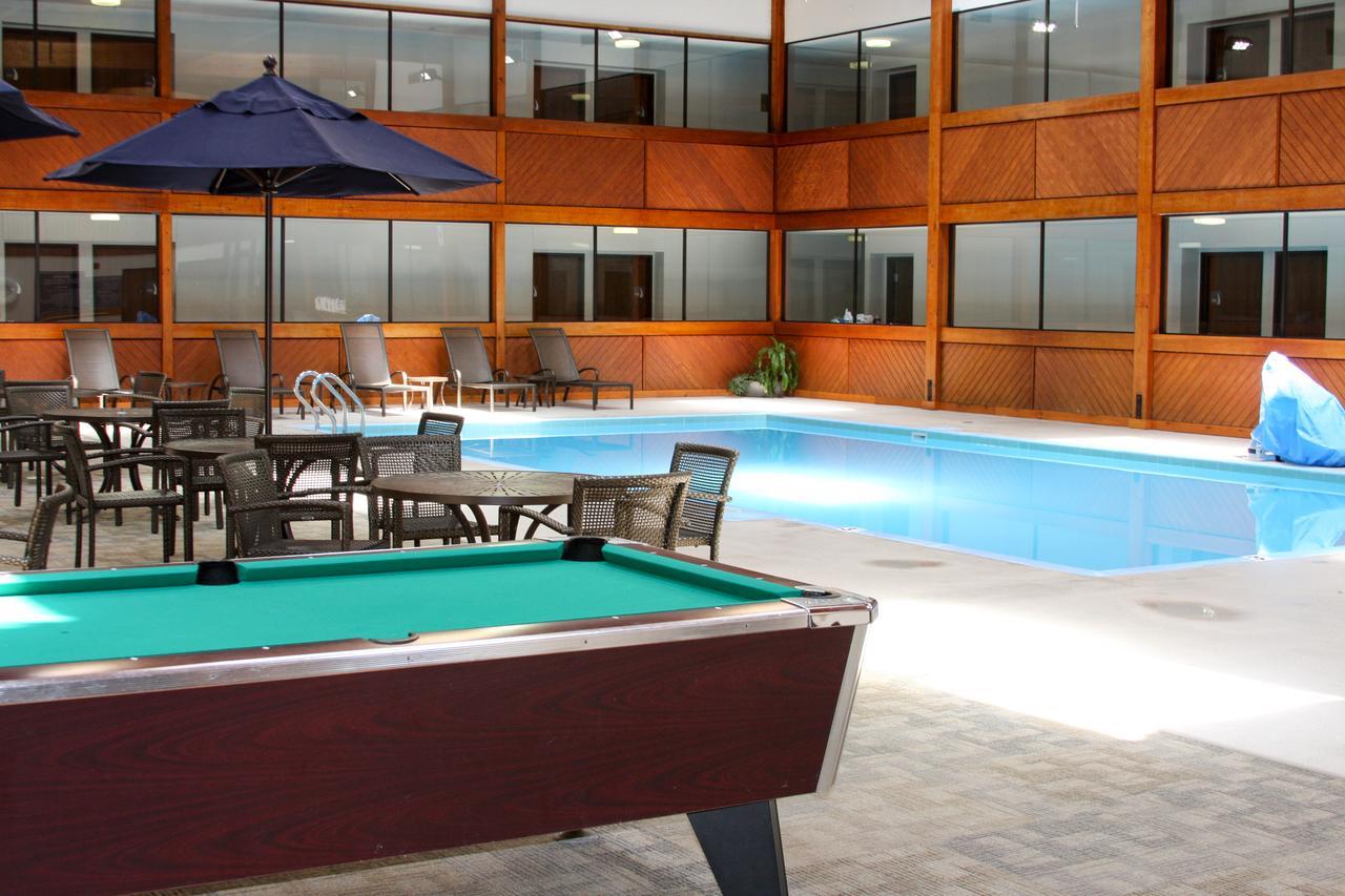 Barkers Island Inn Resort & Conference Center Съпириър Екстериор снимка