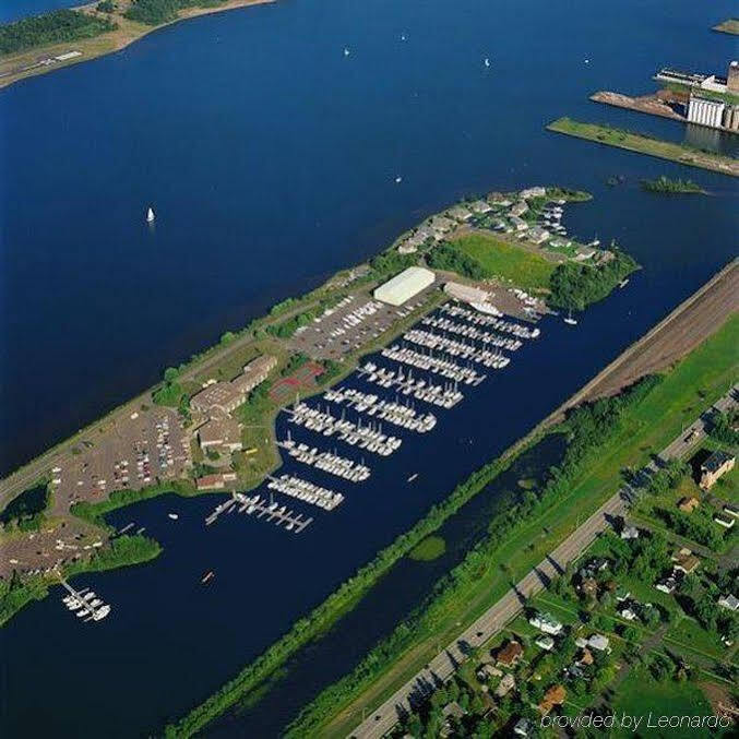 Barkers Island Inn Resort & Conference Center Съпириър Екстериор снимка
